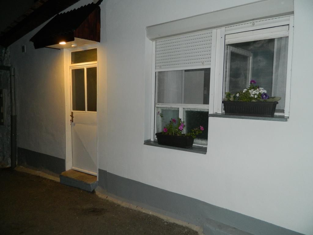Apartment Smarty Мостар Екстер'єр фото